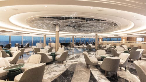 Regent Seven Seas Observation Lounge
